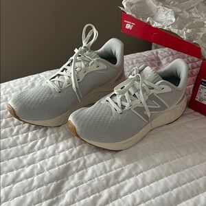 New Balance Women's Gray Running Shoes  size 9